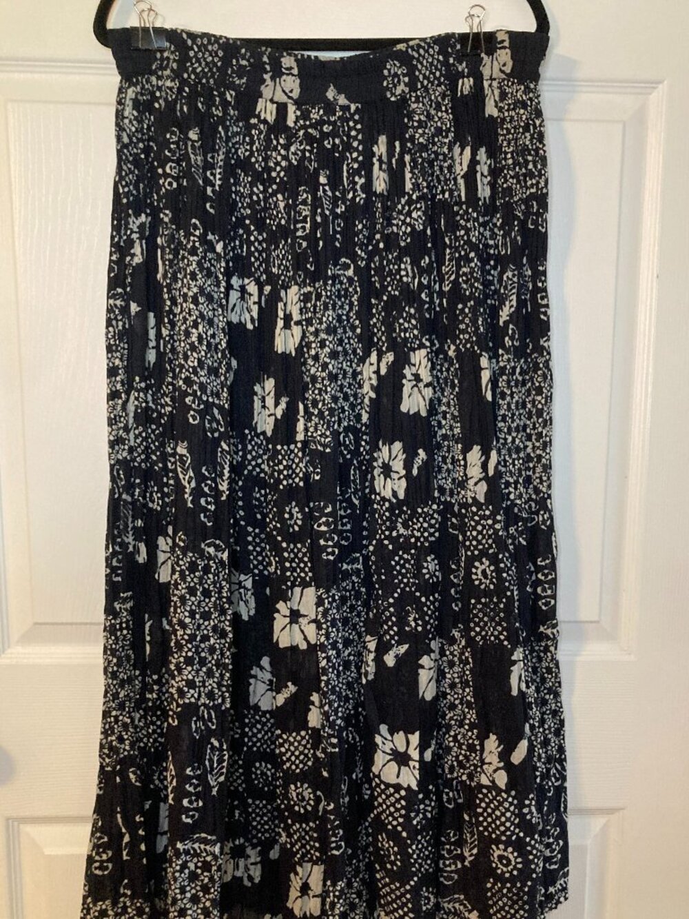 Amanda Smith Black & White Floral Patchwork Tiered Maxi Skirt - Size L